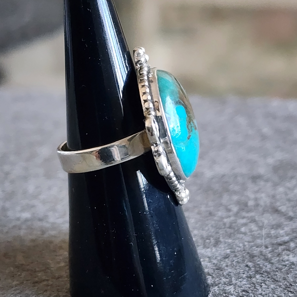 Turquoise Silver Ring - Picture 2 of 4
